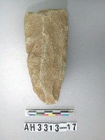 藏品(中型打製石斧)的圖片